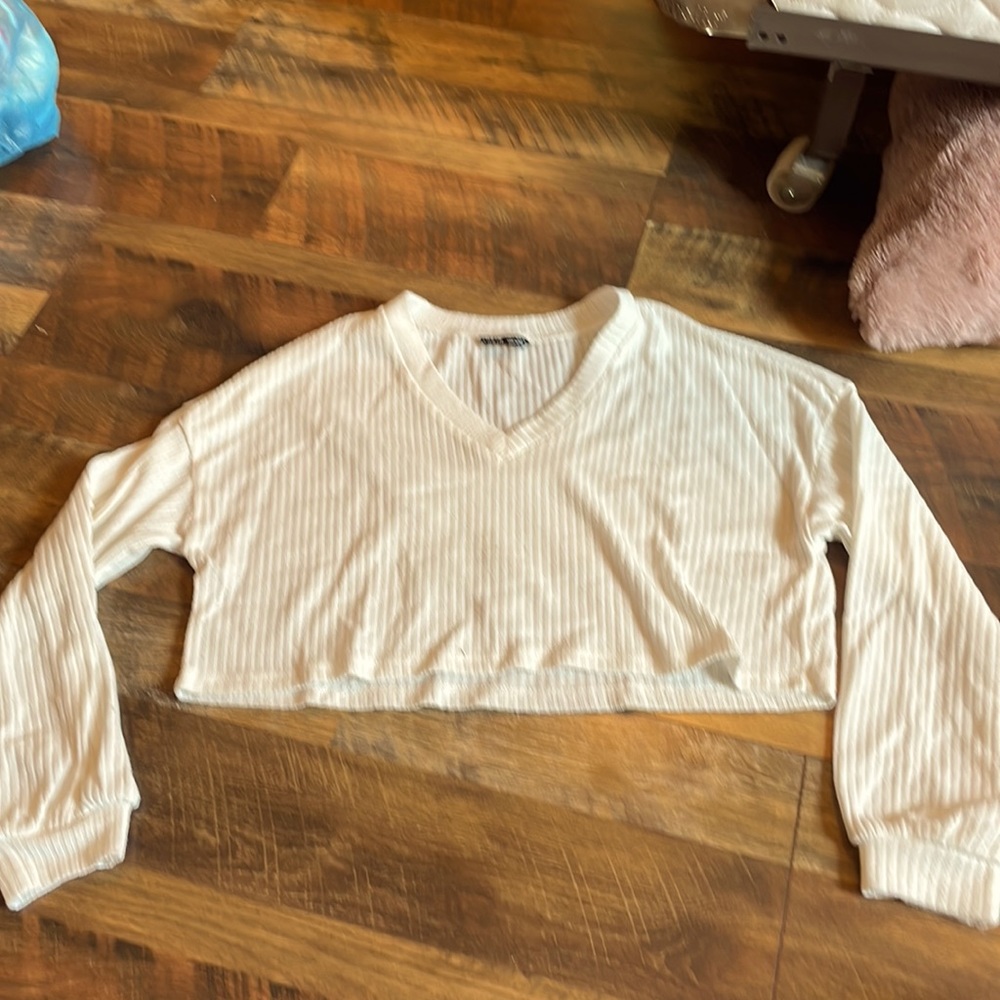 White cropped long sleeve